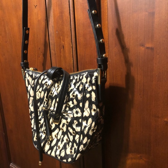 Vera Bradley Fenwick Mini Crossbody Glossy Leopard - Picture 3 of 11